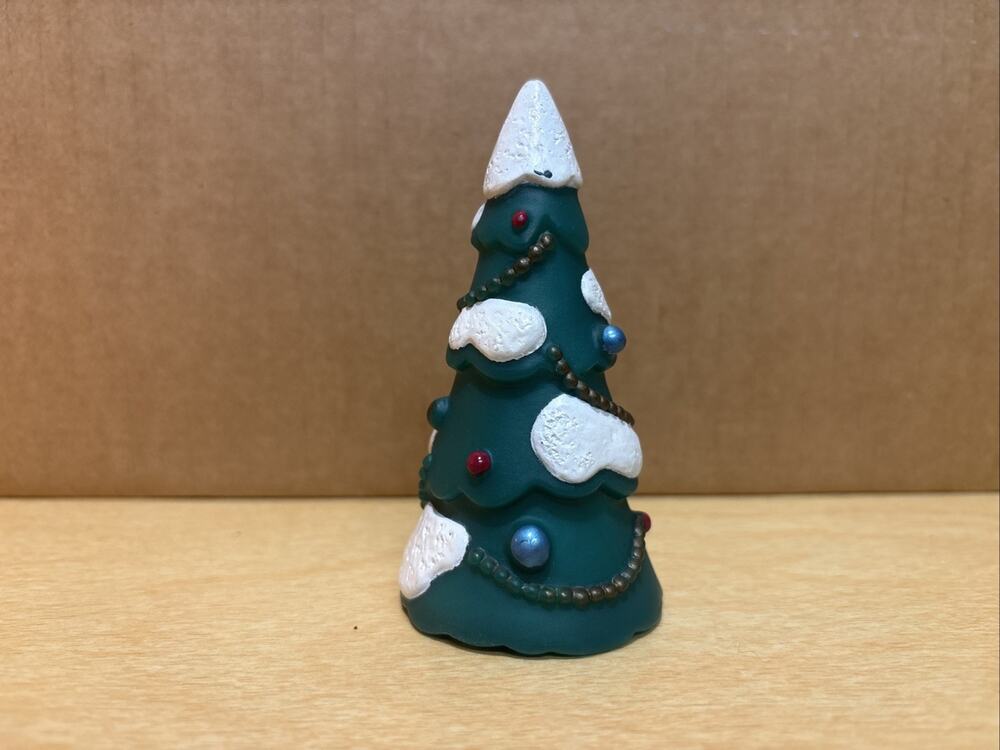 Rudolph Playing Mantis Snowy Winter Christmas Tree Plastic Figure 3” 2003